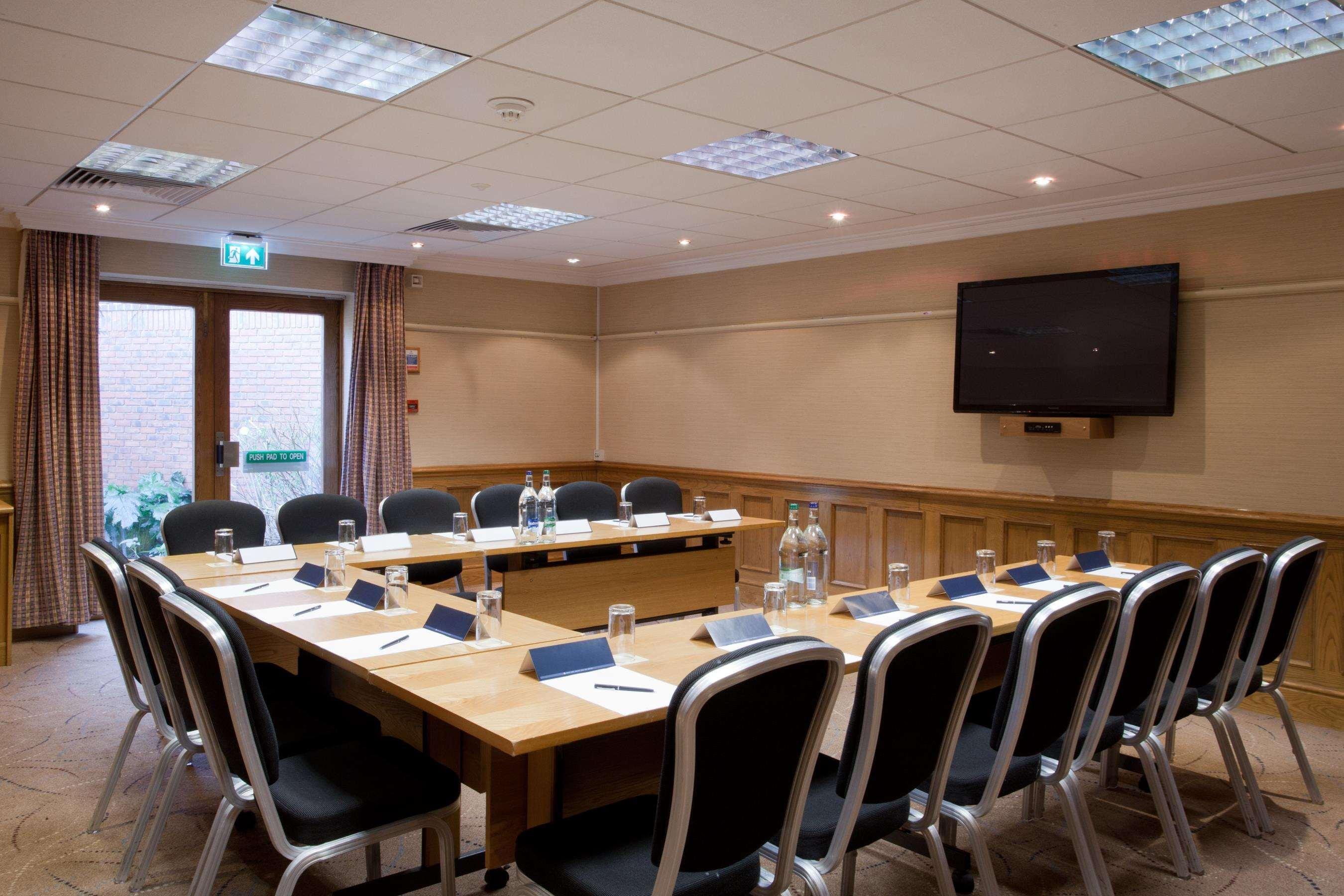 Hilton East Midlands Airport Hotel Kegworth Exterior photo