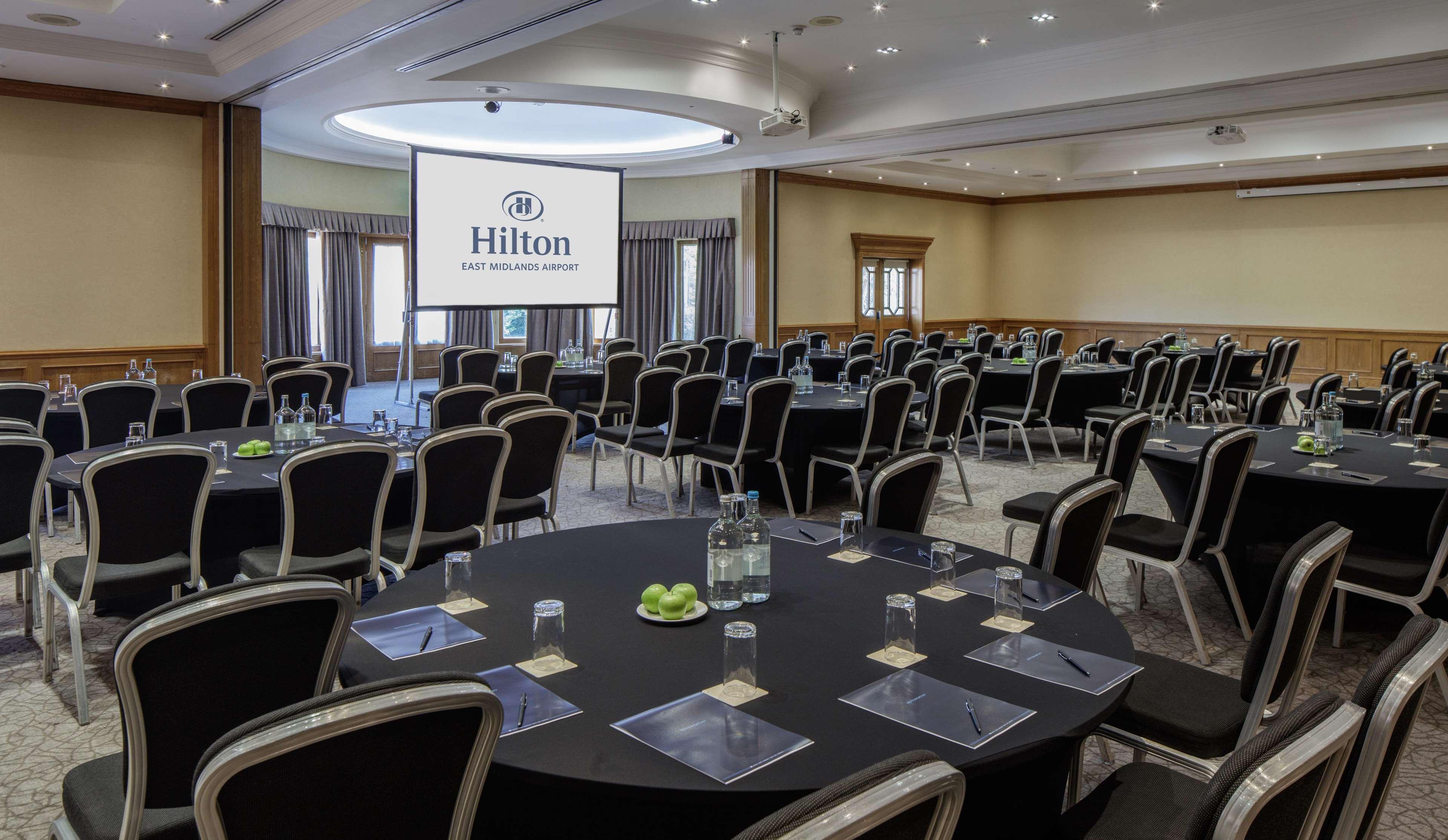 Hilton East Midlands Airport Hotel Kegworth Exterior photo