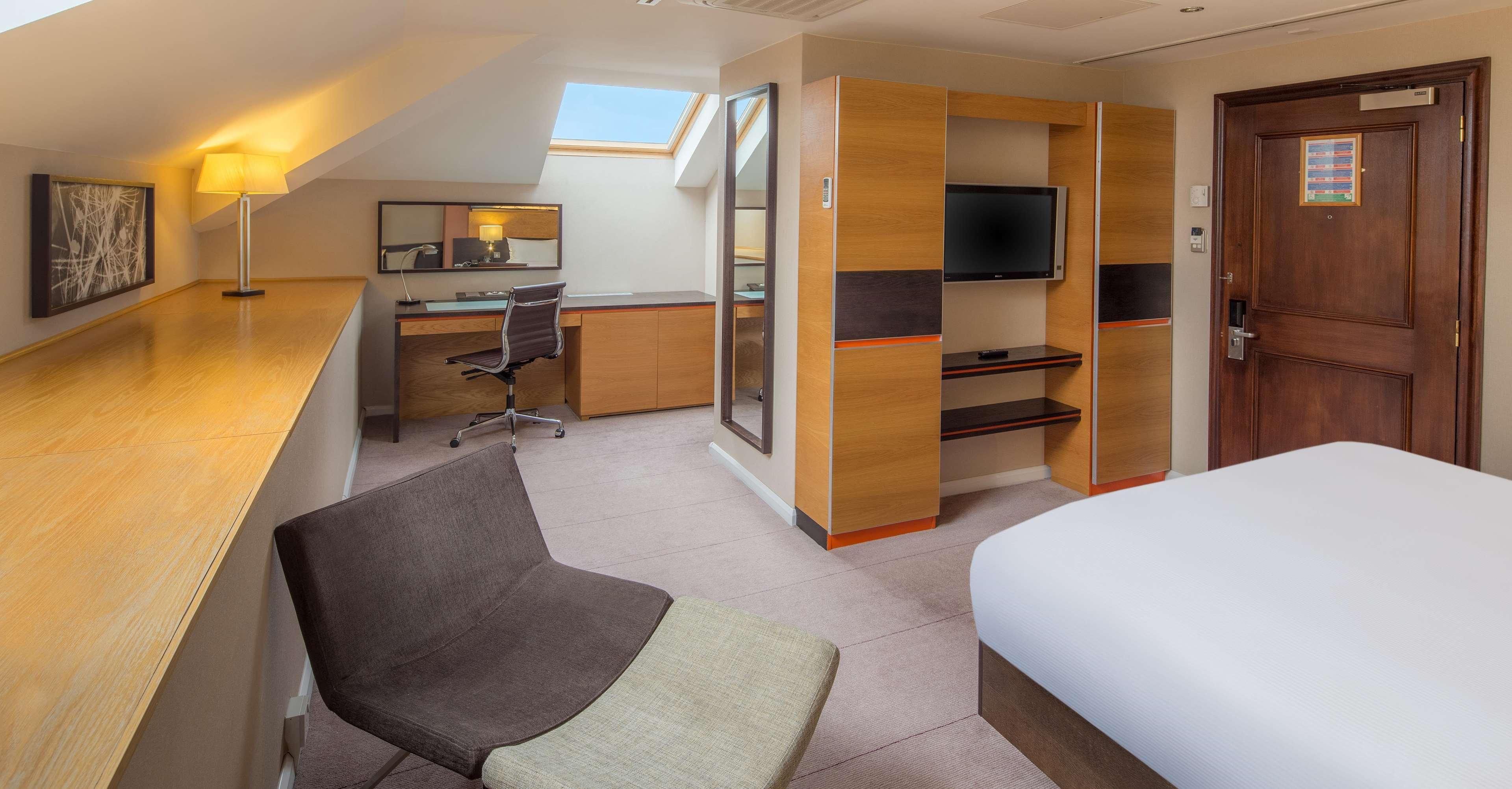 Hilton East Midlands Airport Hotel Kegworth Exterior photo